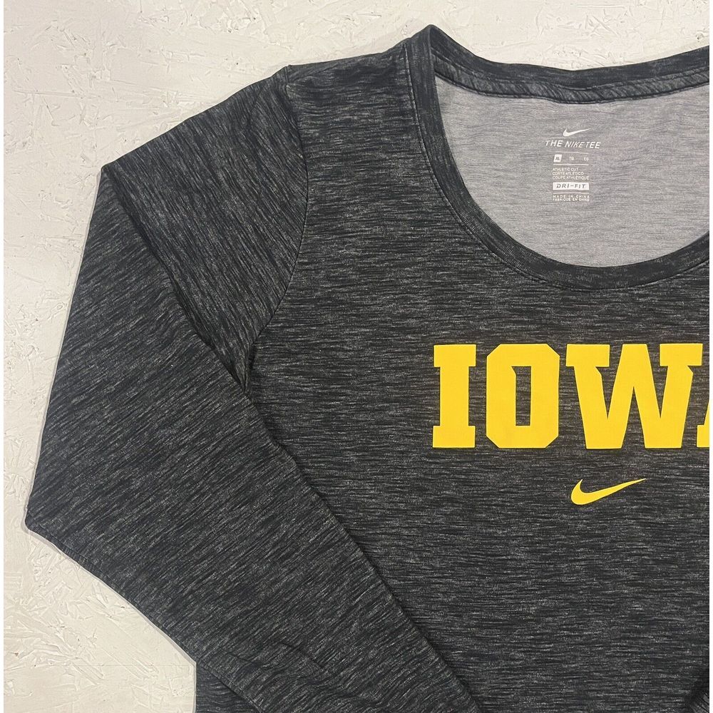 Iowa‎ Hawkeyes Womens Shirt Nike XL Heather Gray Long Sleeve Dri-Fit Logo - Picture 4 of 9